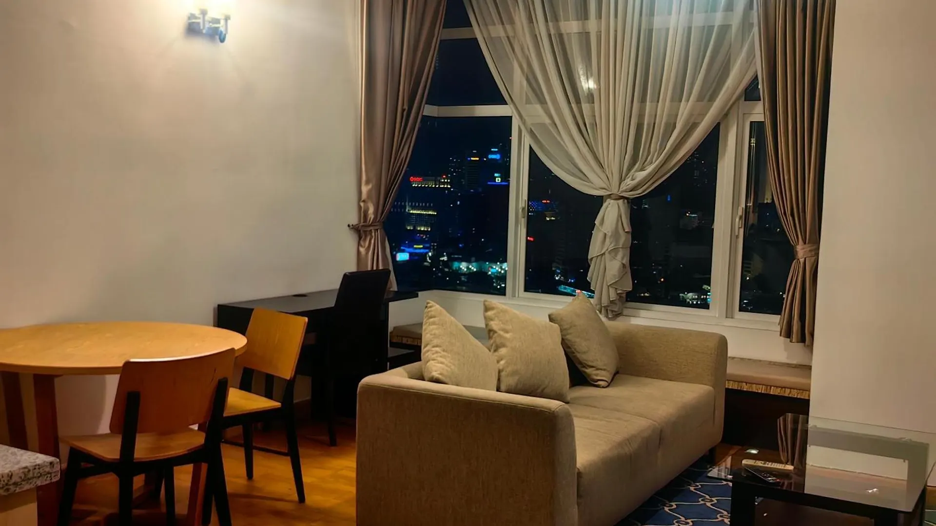 Alloggio in famiglia Kl Sentral Dua Sentral King Bedroom Suite With Merdeka 118 And Klcc View #Freeparking Kuala Lumpur Malesia