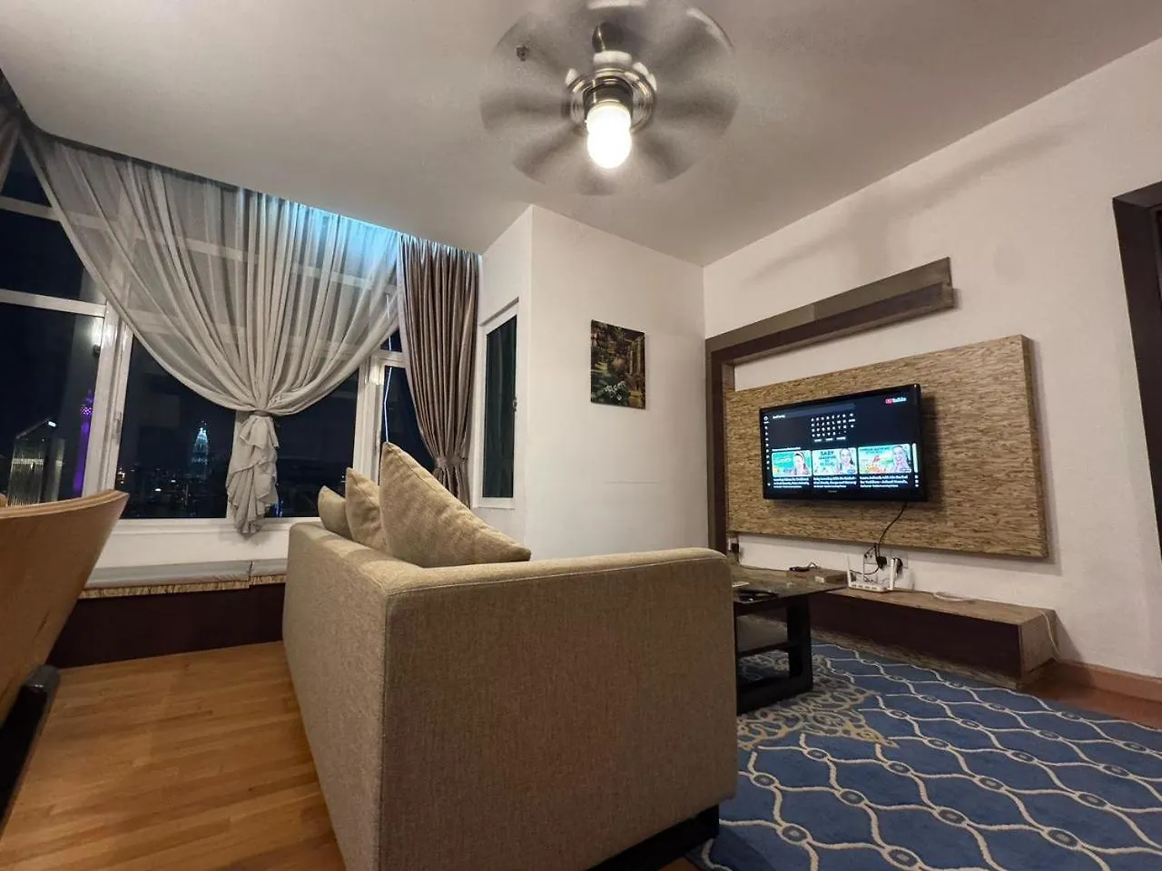 Alloggio in famiglia Kl Sentral Dua Sentral King Bedroom Suite With Merdeka 118 And Klcc View #Freeparking Kuala Lumpur